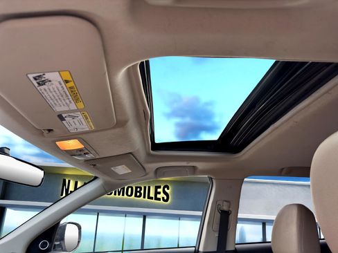 Used 2014 Mitsubishi Outlander GT image 25