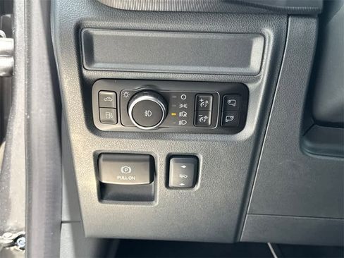 New 2025 Ford F150 Platinum w/ Equipment Group 702A High image 33