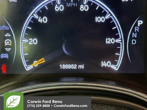 Used 2018 Jeep Grand Cherokee Limited image 12