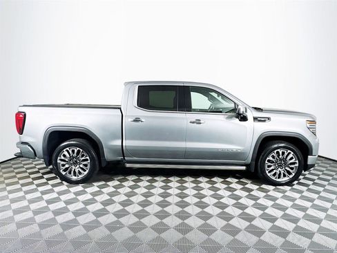 Used 2023 GMC Sierra 1500 Denali Ultimate image 4