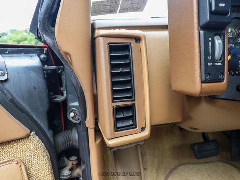 Used 1988 Pontiac Fiero GT RWD image 65