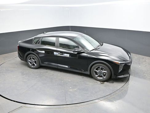 Used 2025 Kia K4 FWD image 23