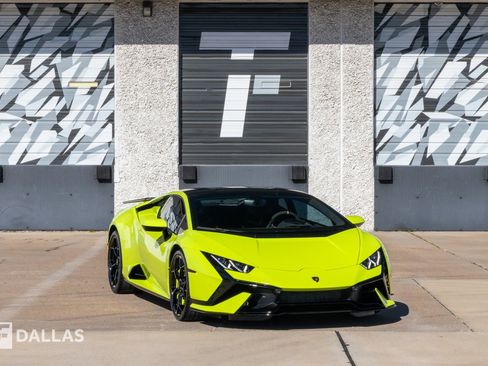 Used 2023 Lamborghini Huracan Tecnica image 1