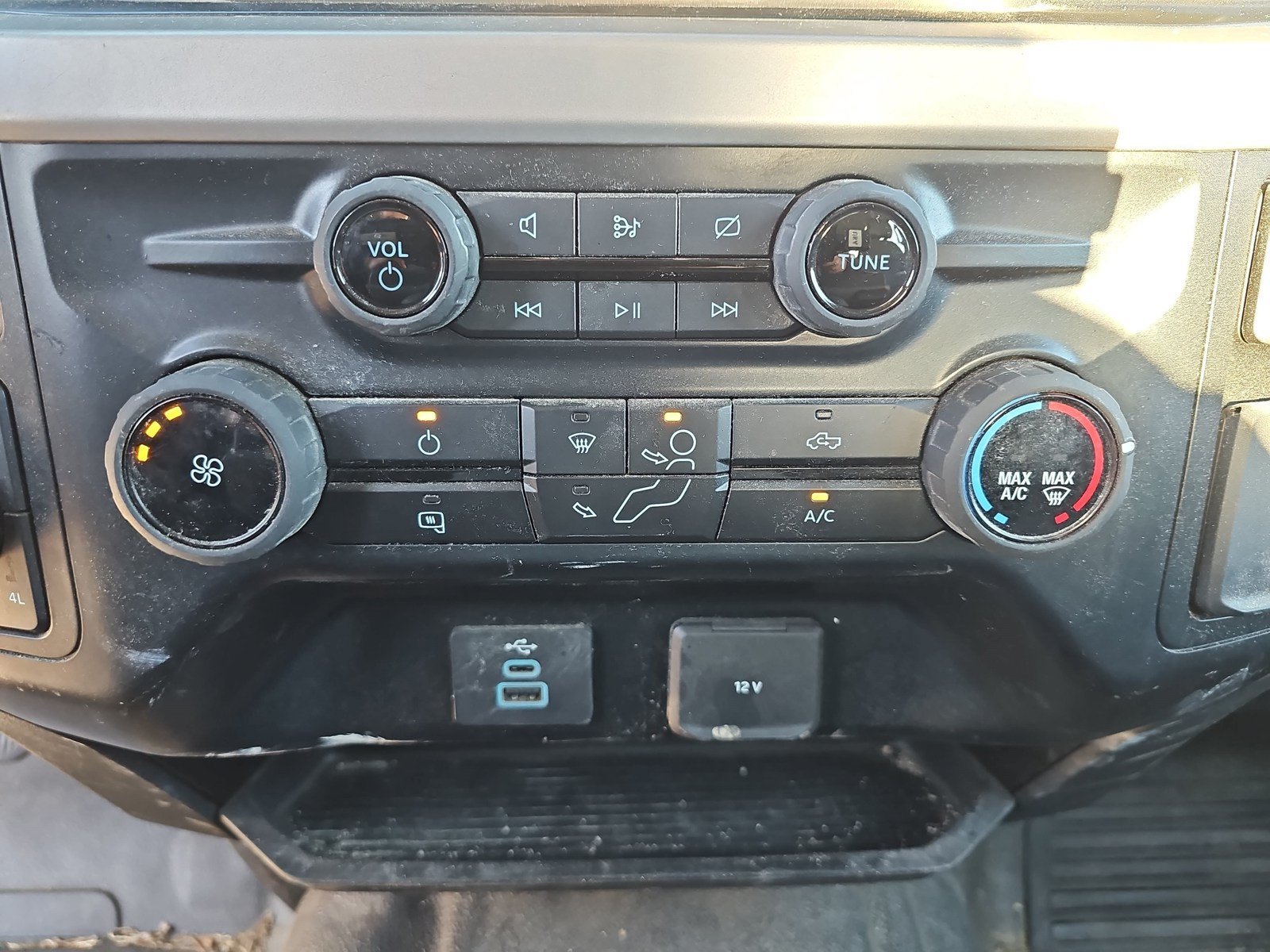 Used 2023 Ford F250 XL w/ XL Chrome Package AWD/4WD image 21