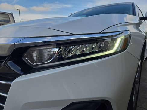 Used 2021 Honda Accord LX image 9