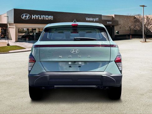 New 2026 Hyundai Kona SE image 6