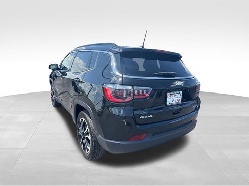 Used 2022 Jeep Compass Limited AWD/4WD image 5