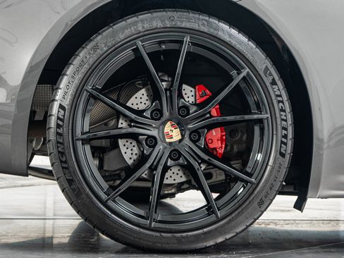 Used 2019 Porsche 718 Cayman S RWD image 42