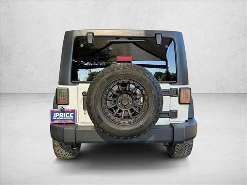 Used 2018 Jeep Wrangler Unlimited Sport S AWD/4WD image 4