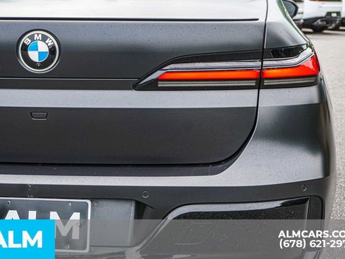Used 2023 BMW 740i w/ Parking Assistance Package RWD image 13