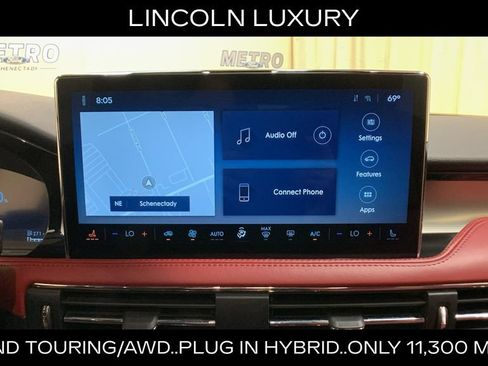 Used 2025 Lincoln Corsair Grand Touring w/ Towing Package AWD/4WD image 39