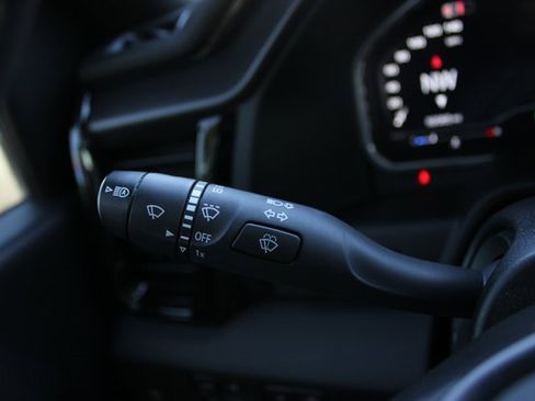 Used 2024 GMC Sierra 2500 AT4 w/ AT4 Premium Plus Package image 19