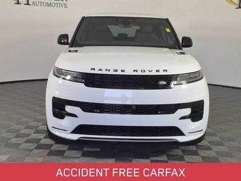 Used 2024 Land Rover Range Rover Sport Dynamic SE AWD/4WD image 3