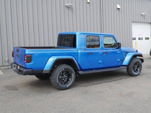 New 2025 Jeep Gladiator High Tide image 12