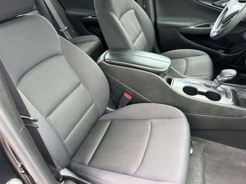 Used 2024 Chevrolet Malibu LT FWD image 22