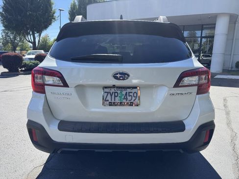 Used 2018 Subaru Outback 2.5i Premium AWD/4WD image 4