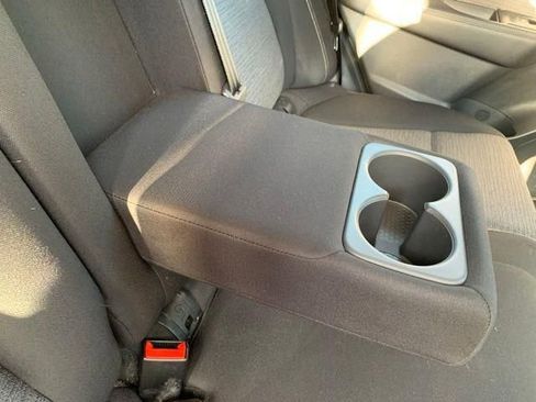 Used 2023 Nissan Rogue SV image 22