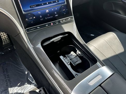 Certified 2025 Mercedes-Benz CLE 300 4MATIC Coupe image 28