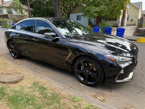 Used 2019 Genesis G70 2.0T Advanced w/ Sport Package image 6
