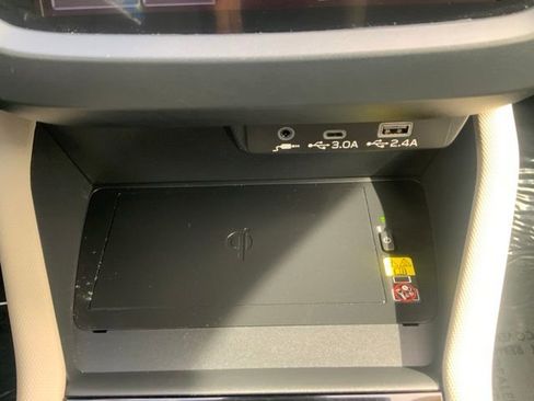 Certified 2025 Subaru Forester Premium image 29