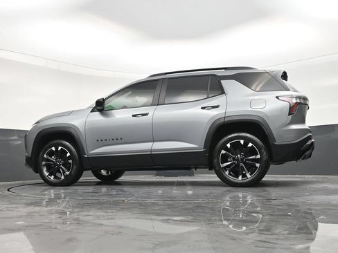 Used 2026 Chevrolet Equinox RS FWD image 21