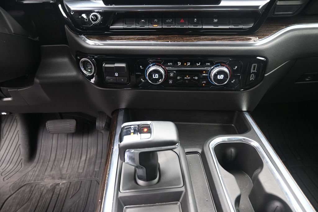 Used 2024 GMC Sierra 1500 Elevation AWD/4WD image 13