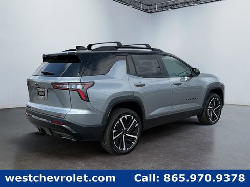 New 2026 Chevrolet Equinox RS AWD/4WD image 3