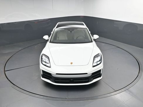 Certified 2026 Porsche Panamera image 40