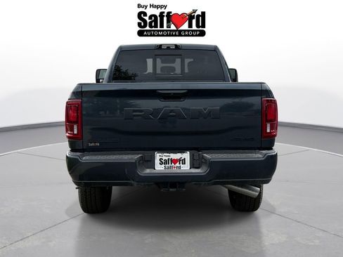 New 2026 RAM 2500 Laramie AWD/4WD image 7