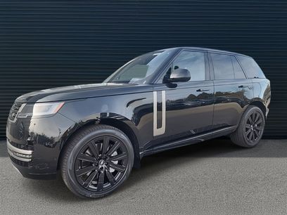 New 2025 Land Rover Range Rover SE