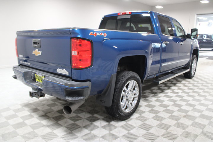 Used 2017 Chevrolet Silverado 2500 High Country w/ Duramax Plus Package AWD/4WD image 11