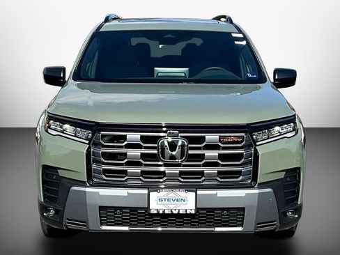 New 2026 Honda Pilot TrailSport image 2