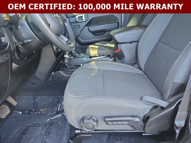Certified 2025 Jeep Gladiator Sport AWD/4WD image 23