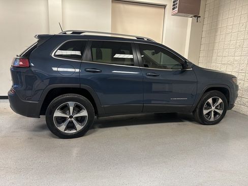 Used 2020 Jeep Cherokee Limited image 44
