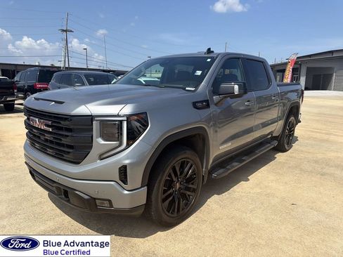 Used 2026 GMC Sierra 1500 Elevation w/ Elevation Premium Package AWD/4WD image 5