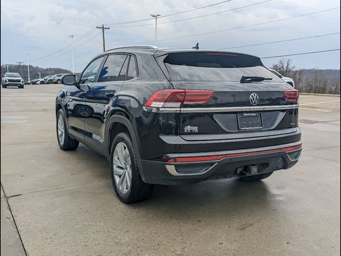 Used 2023 Volkswagen Atlas Cross Sport SE image 8
