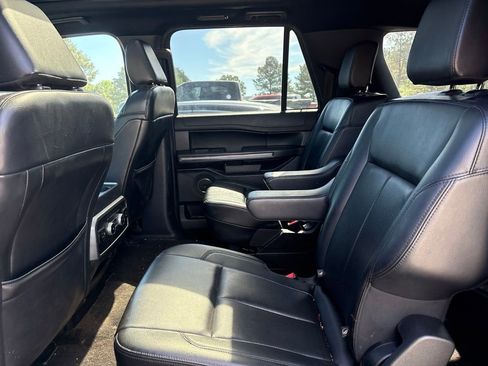 Used 2021 Ford Expedition Max XLT RWD image 15
