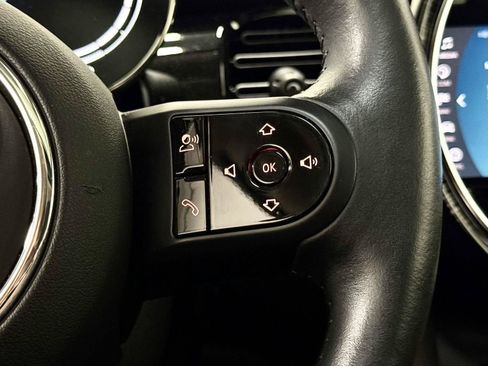 Used 2024 MINI Cooper SE FWD image 22