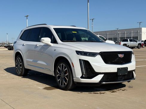 Certified 2024 Cadillac XT6 Sport w/ Technology Package image 1