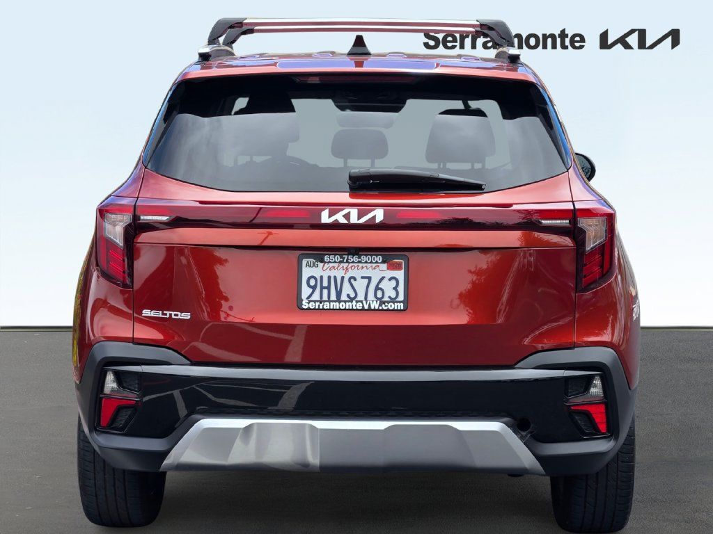 Used 2024 Kia Seltos S FWD image 5