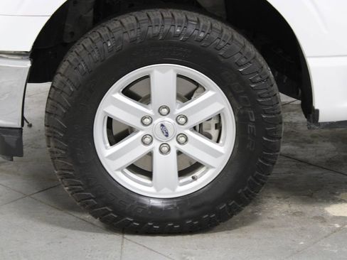 Used 2022 Ford F150 XLT w/ Equipment Group 301A Mid AWD/4WD image 17