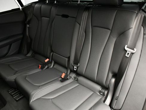 New 2026 Audi Q8 Premium Plus image 44