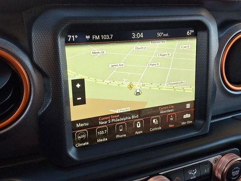 Used 2021 Jeep Gladiator Mojave w/ Dual Top Group image 17