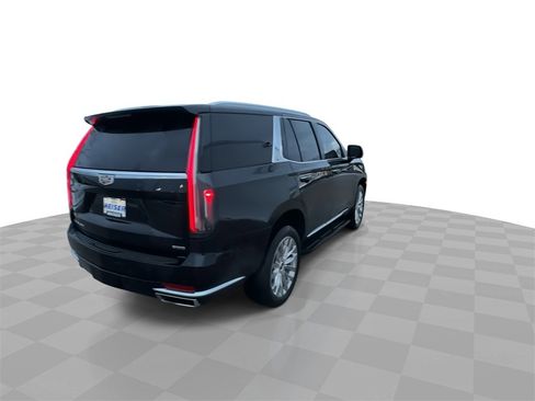 Used 2023 Cadillac Escalade Premium Luxury image 8