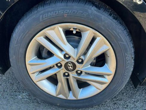Used 2019 Hyundai Elantra Value Edition w/ Cargo Package image 28