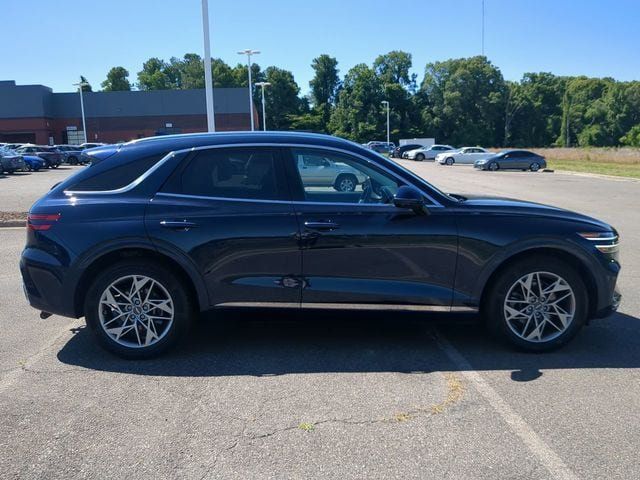 Used 2022 Genesis GV70 2.5T w/ Advanced Package AWD/4WD image 3