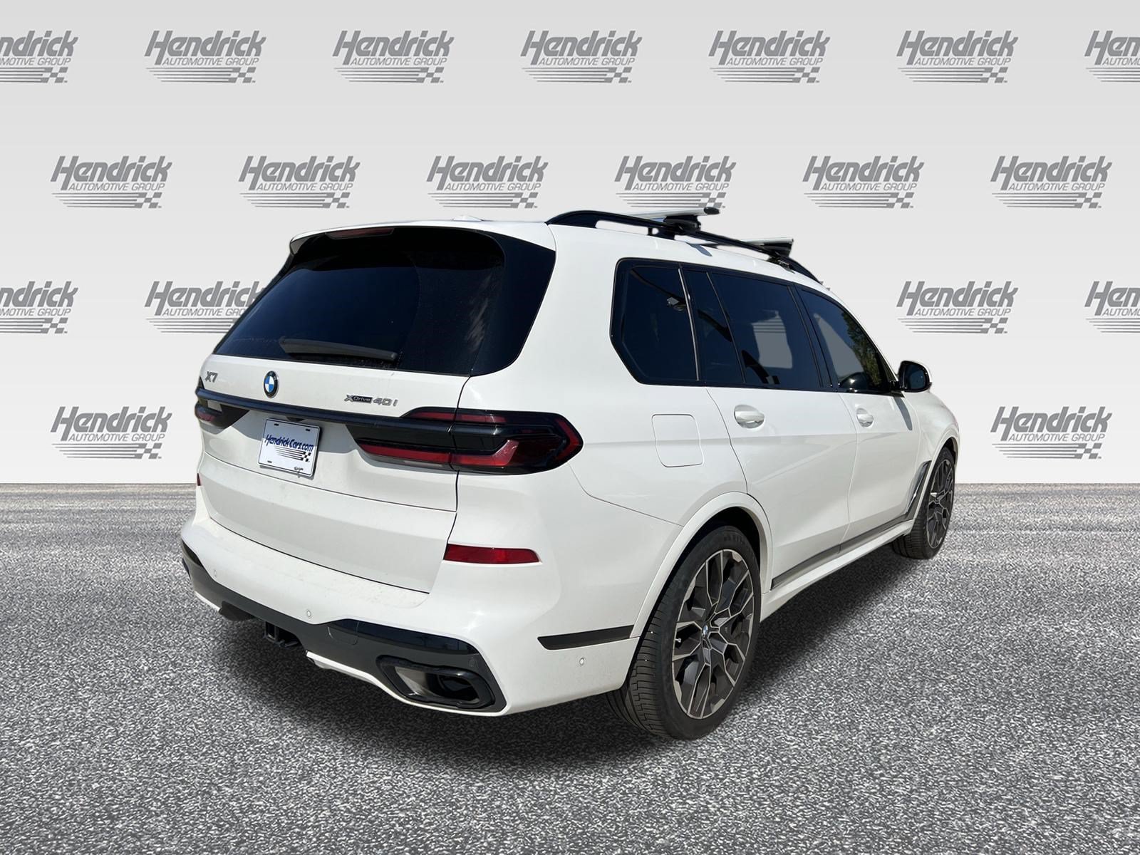 Used 2024 BMW X7 xDrive40i w/ Executive Package AWD/4WD image 9