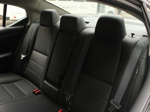 Used 2023 Nissan Sentra SR w/ SR Premium Package FWD image 18