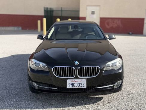 Used 2011 BMW 528i Sedan image 2