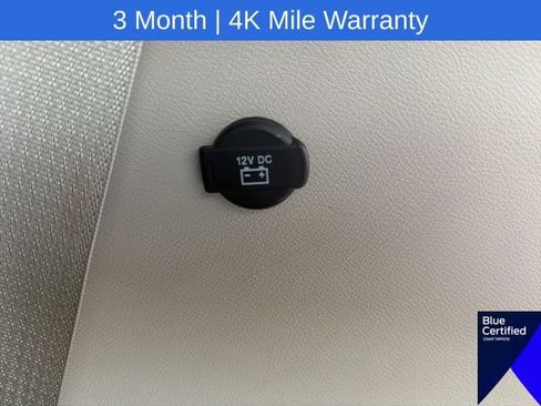 Used 2023 Chrysler Voyager LX FWD image 12